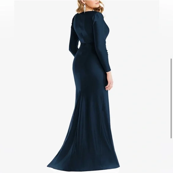 Cynthia + Sahar Yasmeen CS102 Mermaid Satin Gown Midnight Blue M NWT Dress